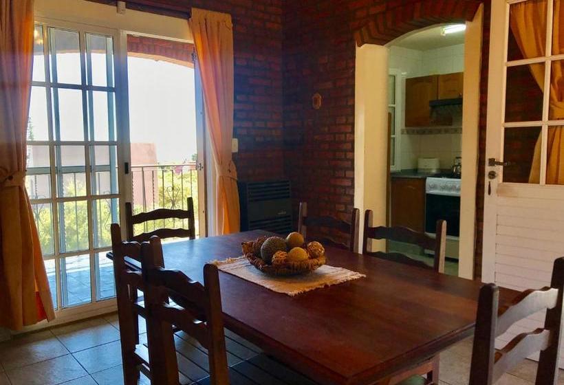 فندق Apus Serrano