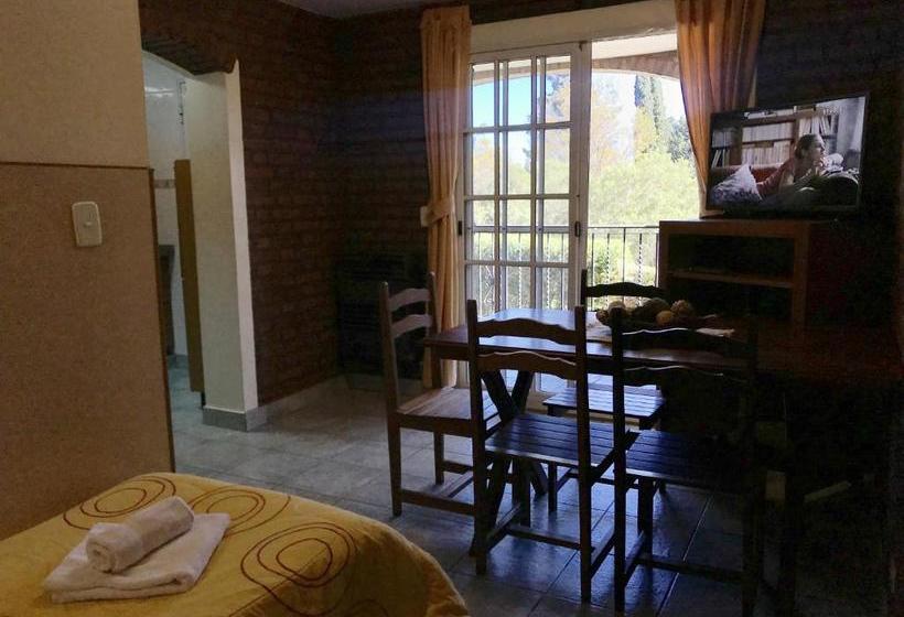 فندق Apus Serrano