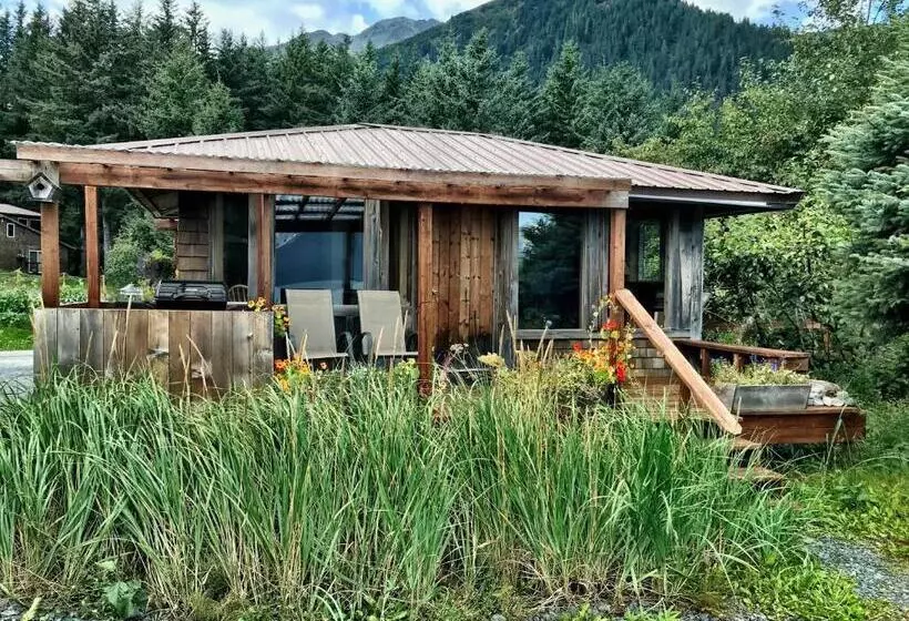 Majatalo Angels Rest On Resurrection Bay Llc