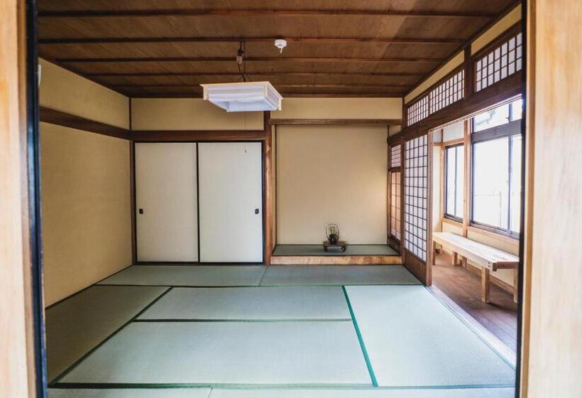 بنسيون Kian The Guest House