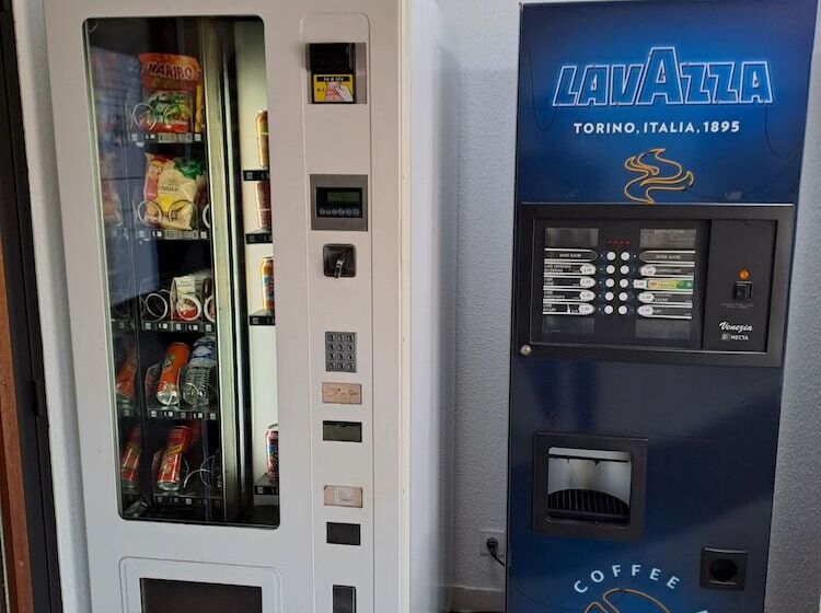 בית מלון כפרי Thania