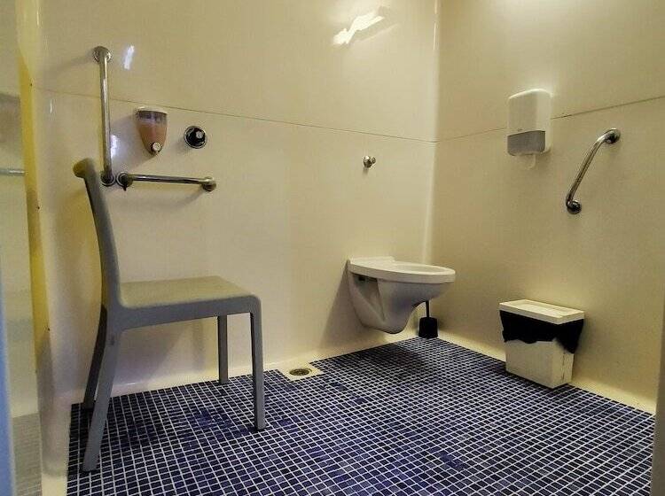 בית מלון כפרי Thania