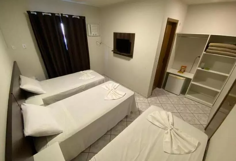 ペンション Pousada Cores