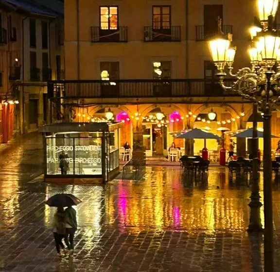 هاستل Plaza Mayor Leon   Bohemia