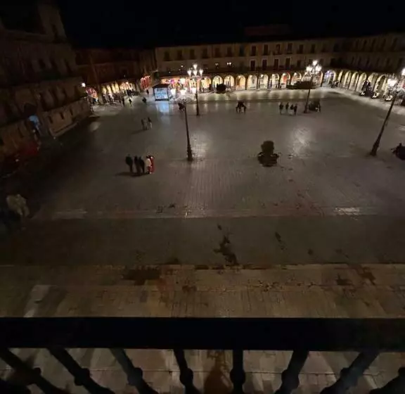 هاستل Plaza Mayor Leon   Bohemia