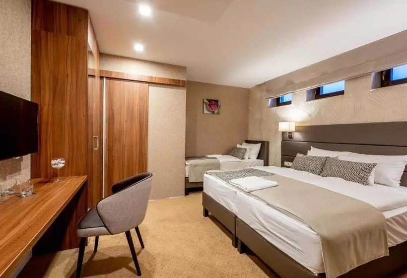 ベッドアンドブレックファースト Doresz Wellness Panzió