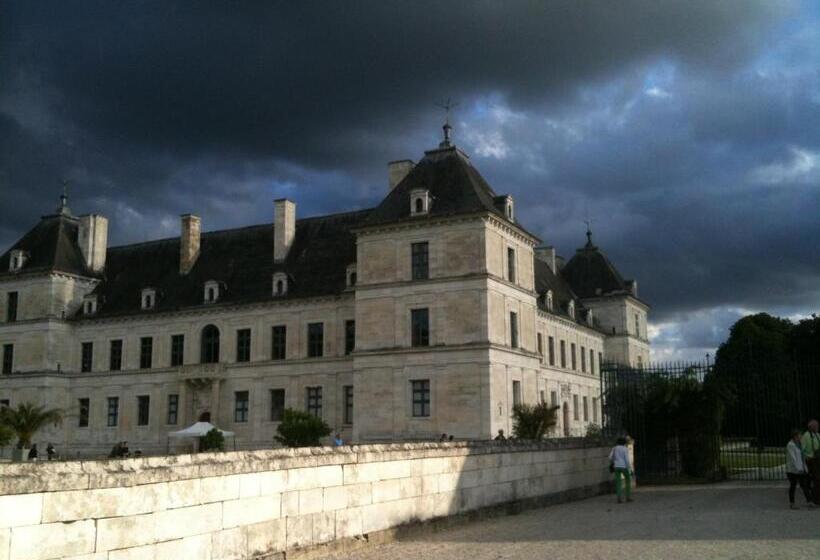 مبيت وإفطار La Virgule De Tanlay