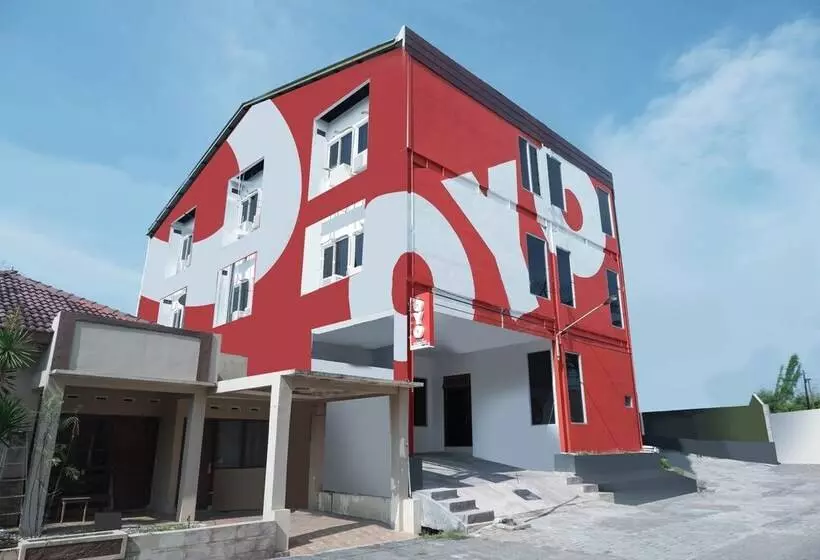 ホテル Oyo 682 Ceria Homestay