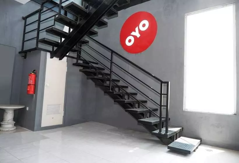 ホテル Oyo 682 Ceria Homestay