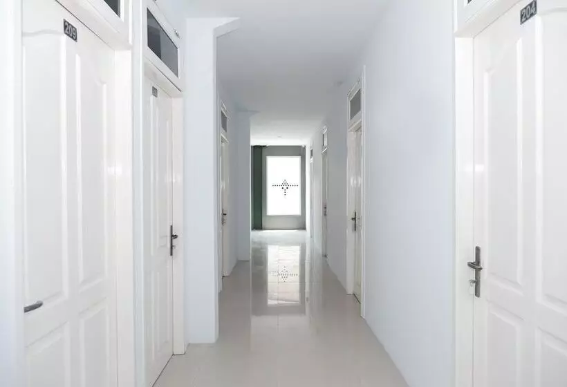 ホテル Oyo 682 Ceria Homestay