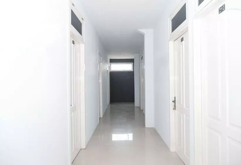 ホテル Oyo 682 Ceria Homestay