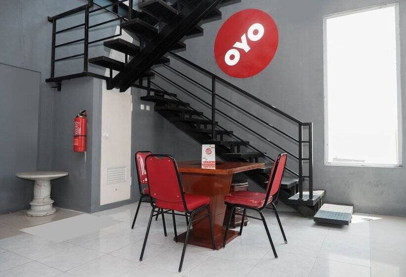 Hotel Oyo 682 Ceria Homestay