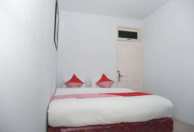 Hotel Oyo 682 Ceria Homestay