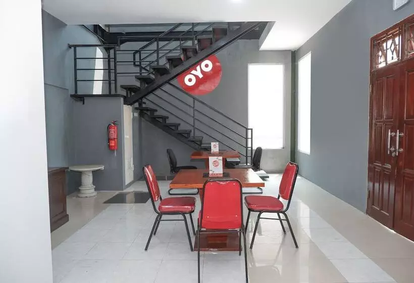 ホテル Oyo 682 Ceria Homestay