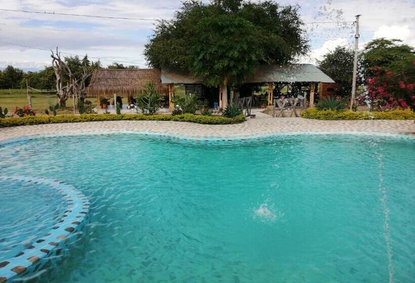 هتل San José Tatacoa