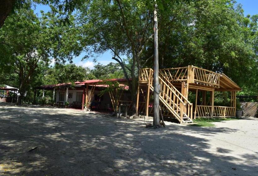 هتل San José Tatacoa