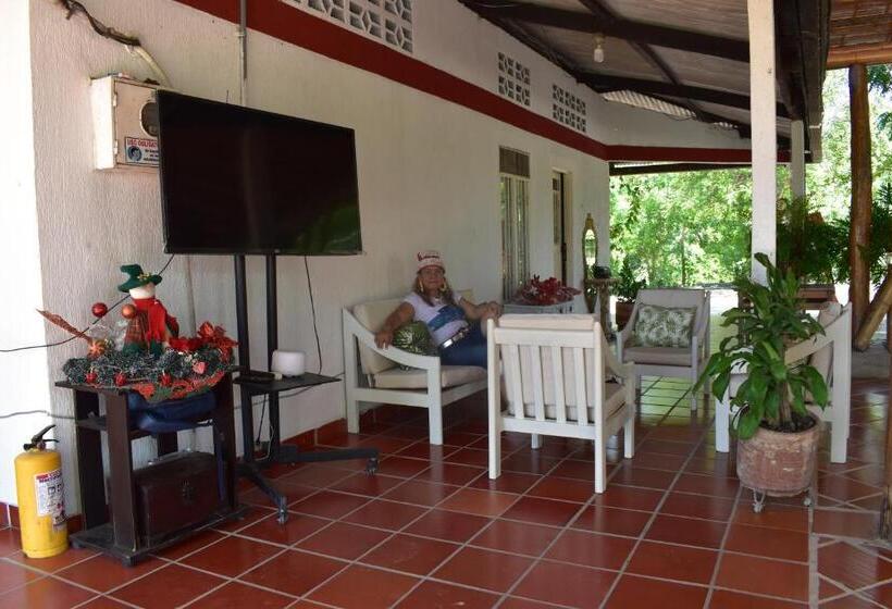 هتل San José Tatacoa