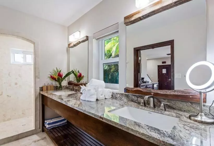 Sirenian Bay Resort  Villas & All Inclusive Bungalows