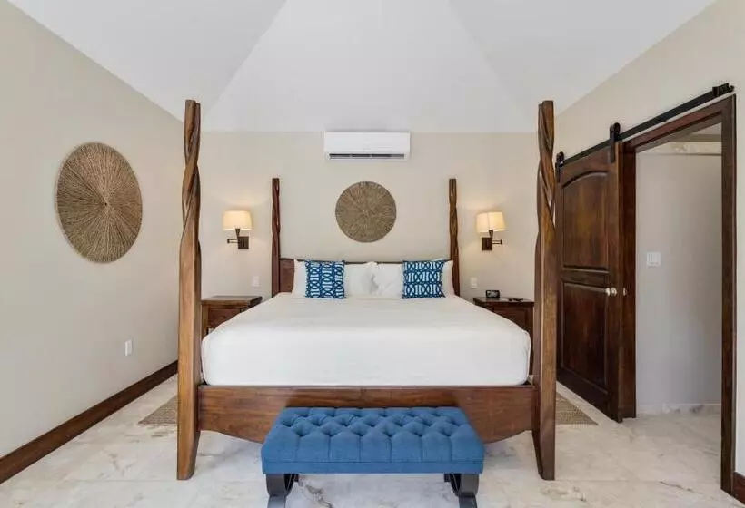 Sirenian Bay Resort  Villas & All Inclusive Bungalows