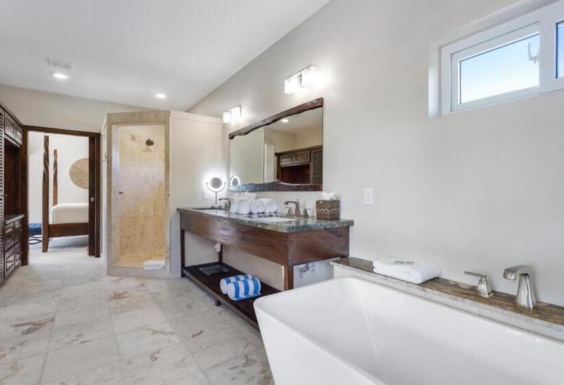 Sirenian Bay Resort  Villas & All Inclusive Bungalows