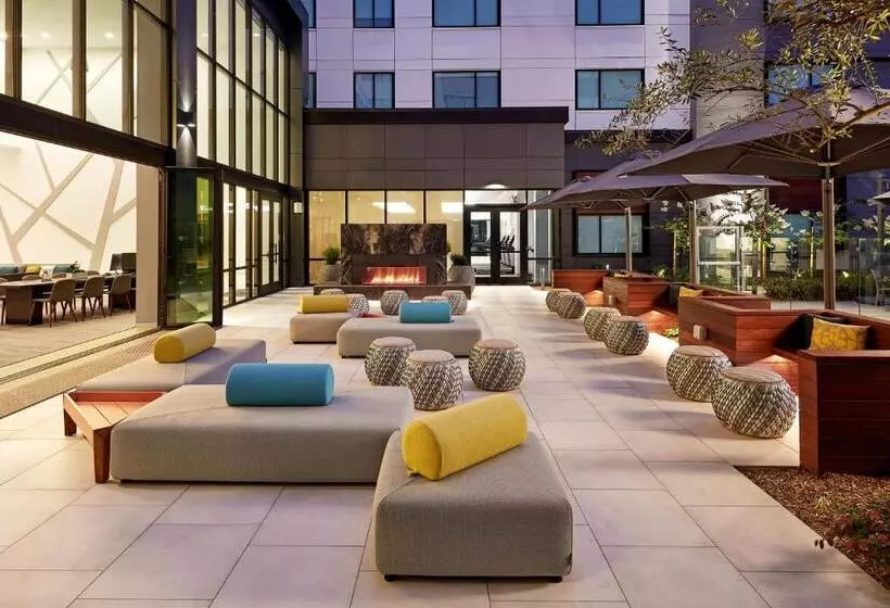 ホテル Element Santa Clara