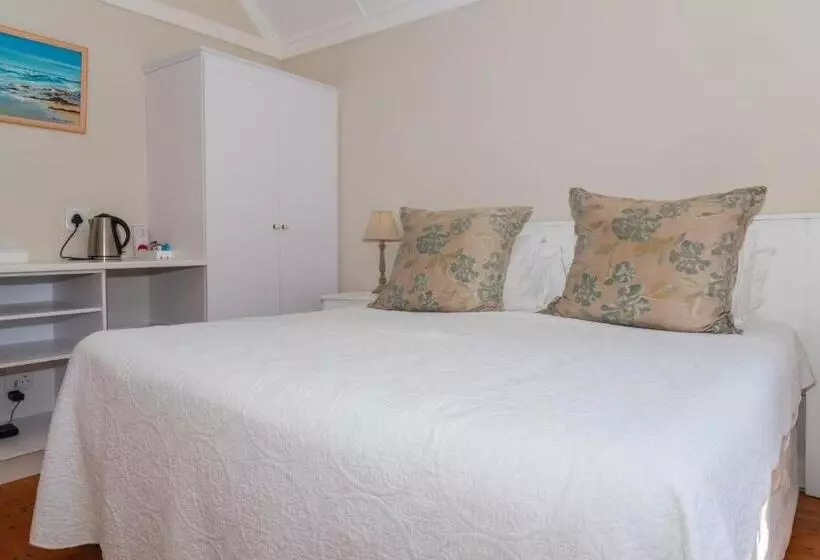 Majatalo Botha House