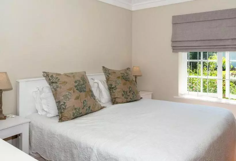 Majatalo Botha House