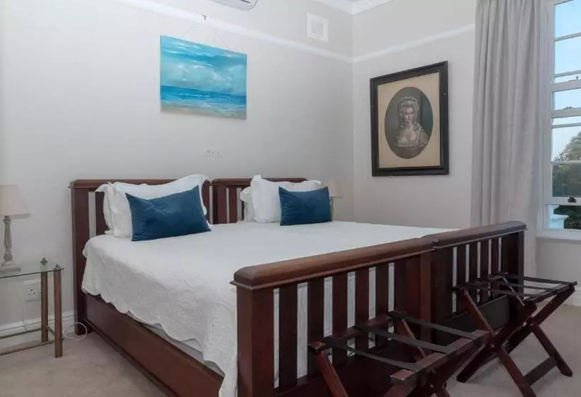 Majatalo Botha House