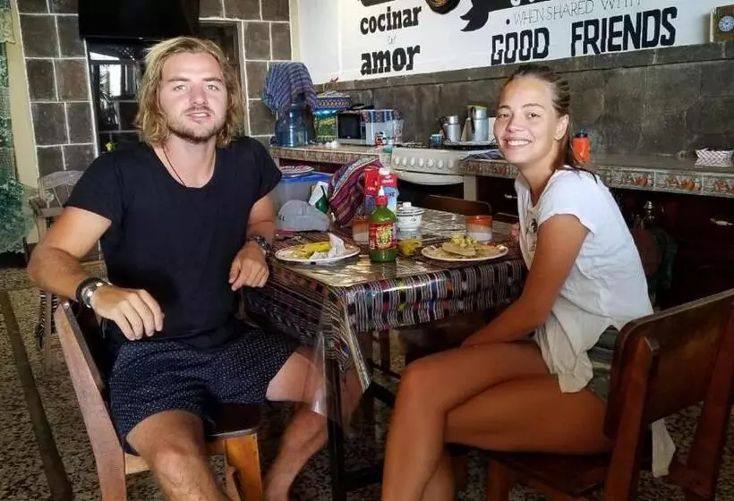 تختخواب و صبحانه Casa Guillermo Batz