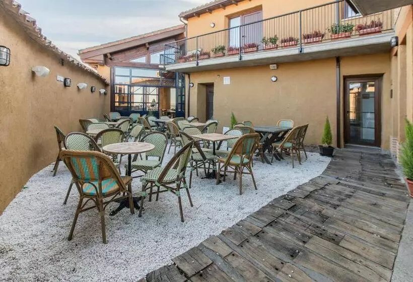 ユースホステル Bercianos1900