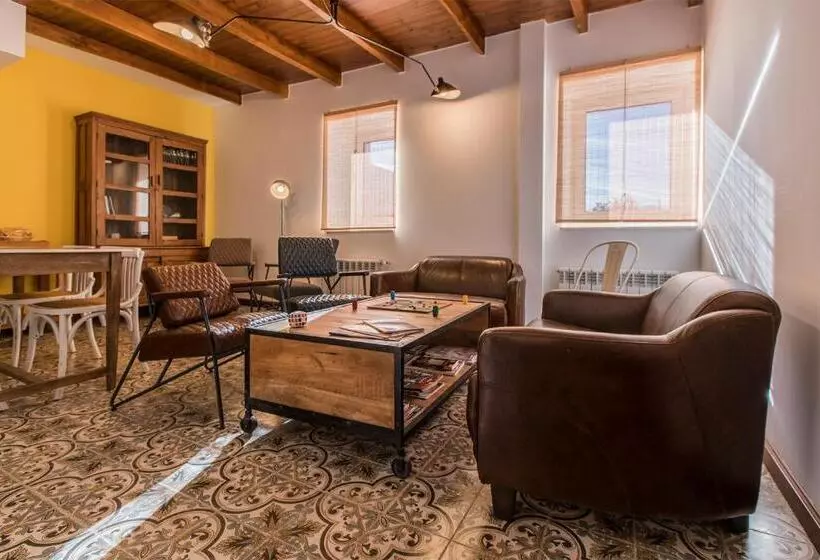 ユースホステル Bercianos1900