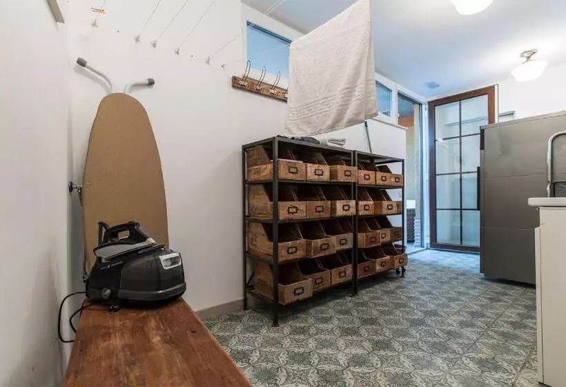 ユースホステル Bercianos1900