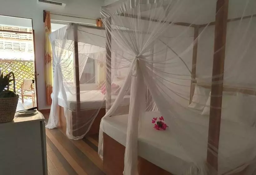 تختخواب و صبحانه Baridi Villa