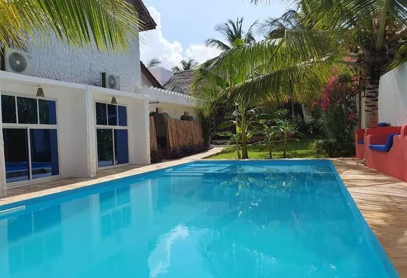 تختخواب و صبحانه Baridi Villa
