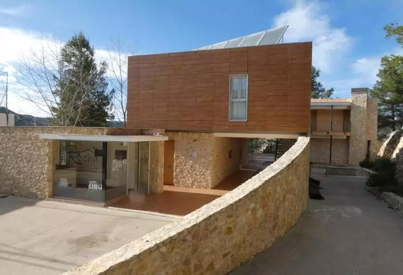 Hotelli De Montaña La Rocha