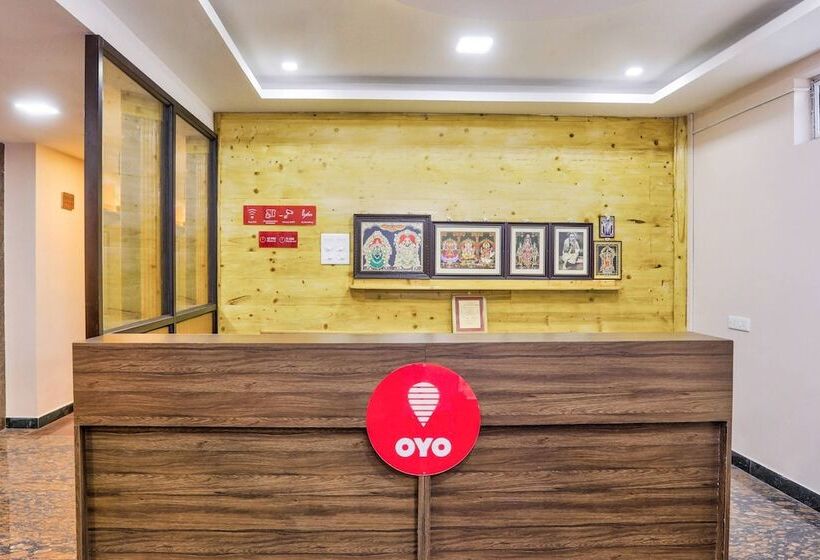 בית מלון כפרי Sri Abirami Inn