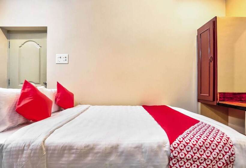 בית מלון כפרי Sri Abirami Inn