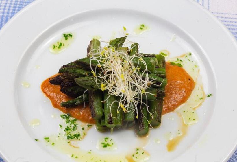 Отель Casa Santa Elena