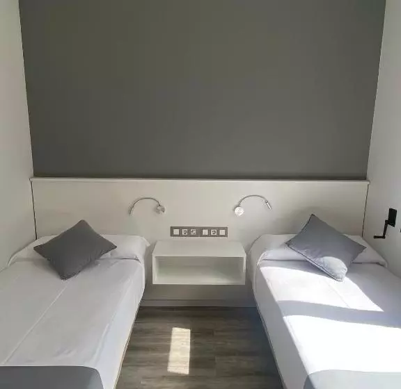 هتل Casa Santa Elena