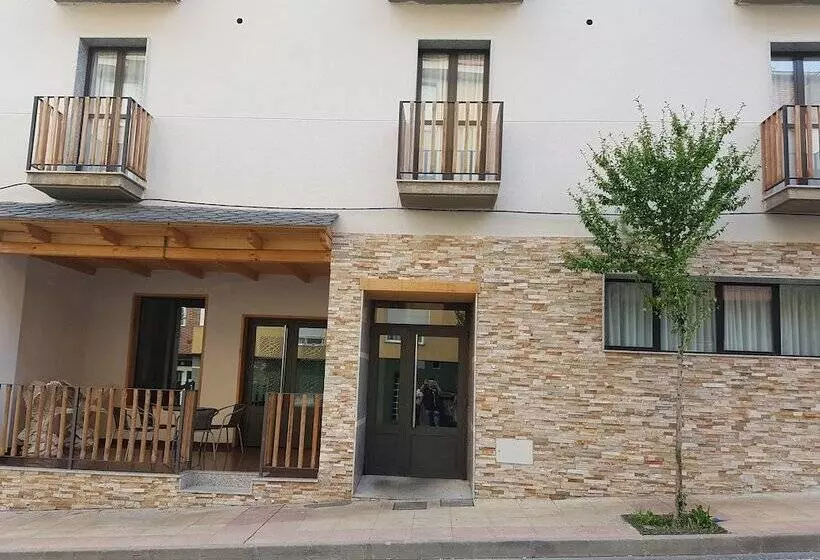 Hotel Hostal Camelot