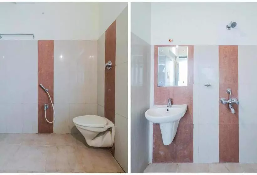 ホテル O Parnasala Princely