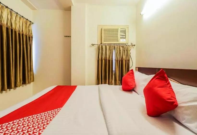 ホテル O Parnasala Princely