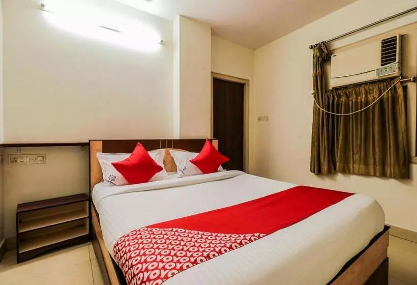 ホテル O Parnasala Princely