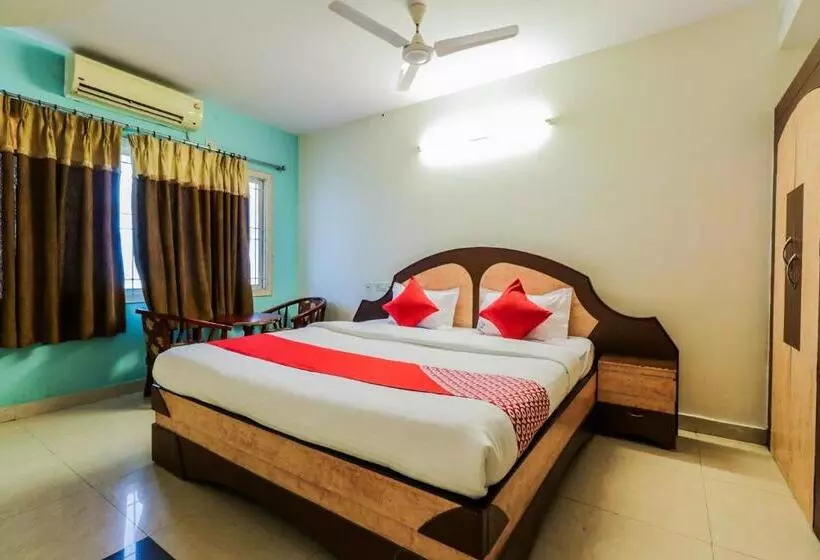 ホテル O Parnasala Princely