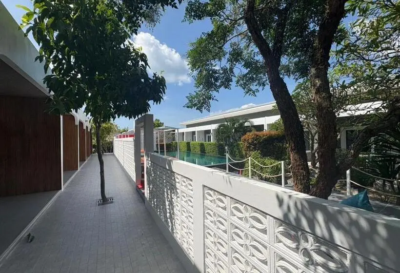 فندق Phangan Hometown Resort Adults Only