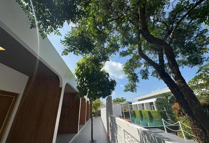 فندق Phangan Hometown Resort Adults Only