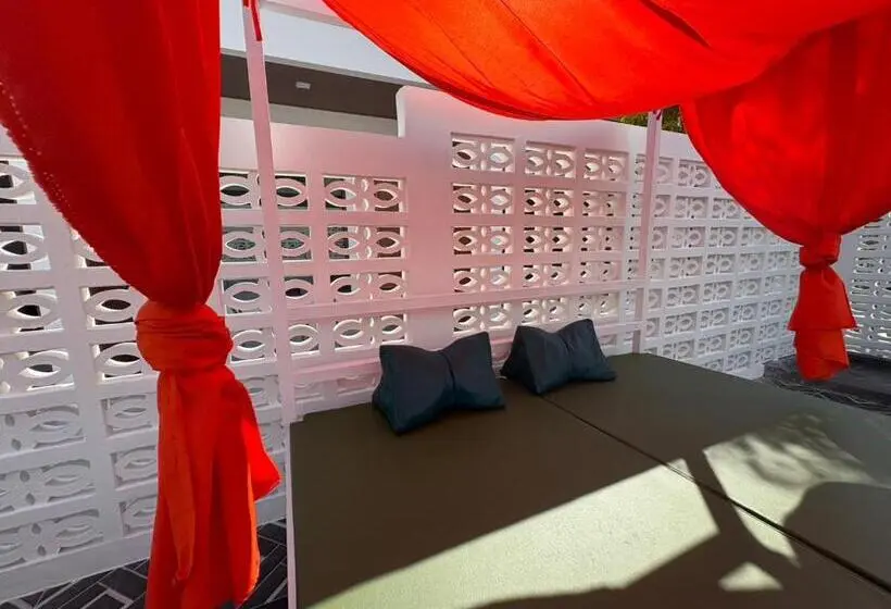 فندق Phangan Hometown Resort Adults Only