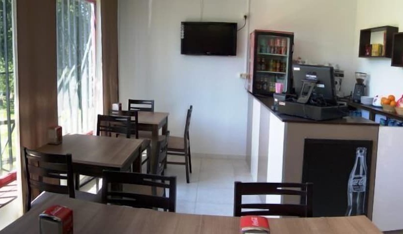 Albergue   Pensión Camiño Das Ocas   Hostel