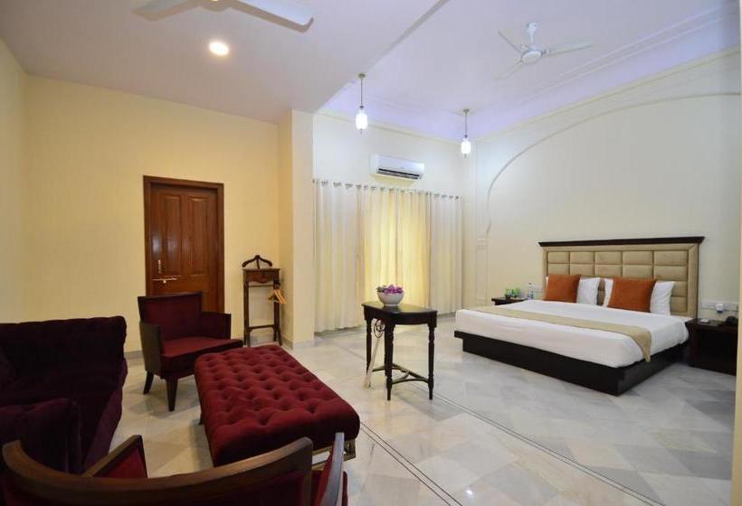 هتل Aaram Baagh Resort & Spa Agra  By Pachar Group