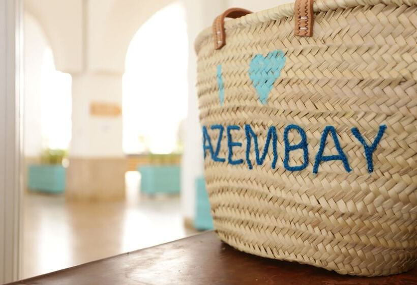 فندق Azembay